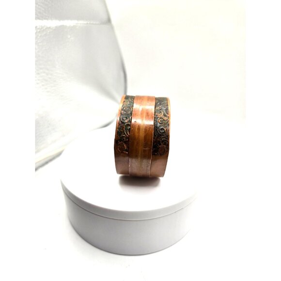 Vintage Copper Cuff Bracelet – Wide Etched Band – Rustic Patina – Boho Southwest - Picture 5 of 6